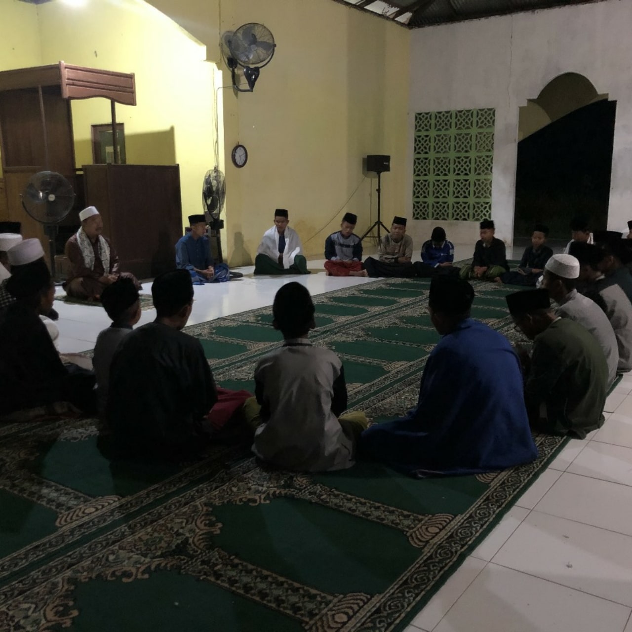 Apa Bagusnya Masukin Anak ke Pesantren? Simak Ini