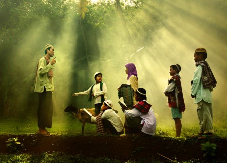 Pentingnya Menjaga Adab Sebelum Ilmu: Nasihat untuk Santri